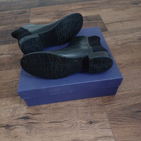 Stuart Weitzman Black Leather ankle Boots - Picture 3 of 6